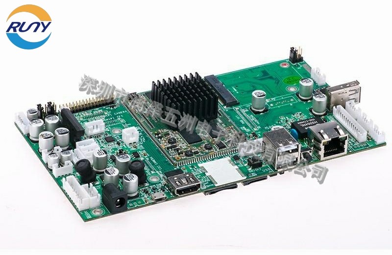     電路板打樣是電子設(shè)備的基礎(chǔ)，并且可以在當(dāng)今世界上的所有電子設(shè)備中找到。高科技產(chǎn)品的多功能性決定了PCB電路板的復(fù)雜性和高性能。     眾所周知，大多數(shù)科學(xué)成就都是重復(fù)實(shí)驗(yàn)的結(jié)果。在大規(guī)模生產(chǎn)新產(chǎn)品之前，PCB打樣是必不可少的步驟。一方面，PCB打樣可以以更低的成本和更快的速度修改設(shè)計(jì)，以提高設(shè)計(jì)性能。另一方面，它有助于避免出現(xiàn)更多問題并降低批量生產(chǎn)的風(fēng)險(xiǎn)。     電路板打樣的普及無疑對(duì)許多PCB研究人員來說是福音。     電路板打樣的三個(gè)因素:     對(duì)于電路板打樣，選擇制造商時(shí)，快速交付是客戶的主要考慮因素。無論您是工程師，學(xué)生還是業(yè)余愛好者，您都想知道您的設(shè)計(jì)是否可以盡快達(dá)到預(yù)期的效果。越早獲得PCB驗(yàn)證，就越可以測試并開始批量生產(chǎn)。     其次，成本是所有商人尤其是學(xué)生最關(guān)心的問題。有時(shí)，最終產(chǎn)品需要多次電路板打樣經(jīng)驗(yàn)。運(yùn)行電路板打樣時(shí)追求成本效益。     第三個(gè)因素是高性能和高可靠性的質(zhì)量保證。盡管快速和低成本是客戶的基本要求，但質(zhì)量仍然是他們的頭等大事。是的，無論成本高低，您都不想獲得低質(zhì)量，高風(fēng)險(xiǎn)的PCB。     簡而言之，電路板打樣制造商的最佳選擇必須滿足以下因素：交貨速度快，質(zhì)量好且具有成本效益。作為擁有多年P(guān)CB生產(chǎn)經(jīng)驗(yàn)和先進(jìn)生產(chǎn)設(shè)備的制造商，匯和電路可以成為您開發(fā)PCB項(xiàng)目的合作伙伴。提供所有文檔生產(chǎn)需求后，您可以快速獲取PCB電路板的報(bào)價(jià)，以獲取最佳價(jià)格和生產(chǎn)時(shí)間。     對(duì)于PCB電路板打樣的一些小常識(shí)大家知道幾個(gè)呢？這里分享9個(gè)。     1、檢測PCB板要注意電烙鐵的絕緣性能     不允許帶電使用烙鐵焊接，要確認(rèn)烙鐵不帶電，最好把烙鐵的外殼接地，對(duì)MOS電路更應(yīng)小心，能采用6~8V的低壓電路鐵就更安全。     2、檢測PCB板前要了解集成電路及其相關(guān)電路的工作原理     檢查和修理集成電路前首先要熟悉所用集成電路的功能、內(nèi)部電路、主要電氣參數(shù)、各引腳的作用以及引腳的正常電壓、波形與外圍元件組成電路的工作原理。如果具備以上條件，那么分析和檢查會(huì)容易許多。     3、嚴(yán)禁在無隔離變壓器的情況下，用已接地的測試設(shè)備去接觸底板帶電的電視、音響、錄像等設(shè)備來檢測PCB板     嚴(yán)禁用外殼已接地的儀器設(shè)備直接測試無電源隔離變壓器的電視、音響、錄像等設(shè)備。雖然一般的收錄機(jī)都具有電源變壓器，當(dāng)接觸到較特殊的尤其是輸出功率較大或?qū)Σ捎玫碾娫葱再|(zhì)不太了解的電視或音響設(shè)備時(shí)，首先要弄清該機(jī)底盤是否帶電，否則極易與底板帶電的電視、音響等設(shè)備造成電源短路，波及集成電路，造成故障的進(jìn)一步擴(kuò)大。     4、檢測PCB板測試儀表內(nèi)阻要大     測量集成電路引腳直流電壓時(shí)，應(yīng)選用表頭內(nèi)阻大于20KΩ/V的萬用表，否則對(duì)某些引腳電壓會(huì)有較大的測量誤差。     5、檢測PCB板要注意功率集成電路的散熱     功率集成電路應(yīng)散熱良好，不允許不帶散熱器而處于大功率的狀態(tài)下工作。     6、檢測PCB板要保證焊接質(zhì)量     焊接時(shí)確實(shí)焊牢，焊錫的堆積、氣孔容易造成虛焊。焊接時(shí)間一般不超過3秒鐘，烙鐵的功率應(yīng)用內(nèi)熱式25W左右。已焊接好的集成電路要仔細(xì)查看，最好用歐姆表測量各引腳間有否短路，確認(rèn)無焊錫粘連現(xiàn)象再接通電源。     7、檢測PCB板引線要合理     如需要加接外圍元件代替集成電路內(nèi)部已損壞部分，應(yīng)選用小型元器件，且接線要合理以免造成不必要的寄生耦合，尤其是要處理好音頻功放集成電路和前置放大電路之間的接地端。     8、檢測PCB板不要輕易斷定集成電路的損壞     不要輕易地判斷集成電路已損壞。因?yàn)榧呻娐方^大多數(shù)為直接耦合，一旦某一電路不正常，可能會(huì)導(dǎo)致多處電壓變化，而這些變化不一定是集成電路損壞引起的，另外在有些情況下測得各引腳電壓與正常值相符或接近時(shí)，也不一定都能說明集成電路就是好的。因?yàn)橛行┸浌收喜粫?huì)引起直流電壓的變化。     9、測試PCB板不要造成引腳間短路     電壓測量或用示波器探頭測試波形時(shí)，表筆或探頭不要由于滑動(dòng)而造成集成電路引腳間短路，最好在與引腳直接連通的外圍印刷電路上進(jìn)行測量。任何瞬間的短路都容易損壞集成電路，在測試扁平型封裝的CMOS集成電路時(shí)更要加倍小心。